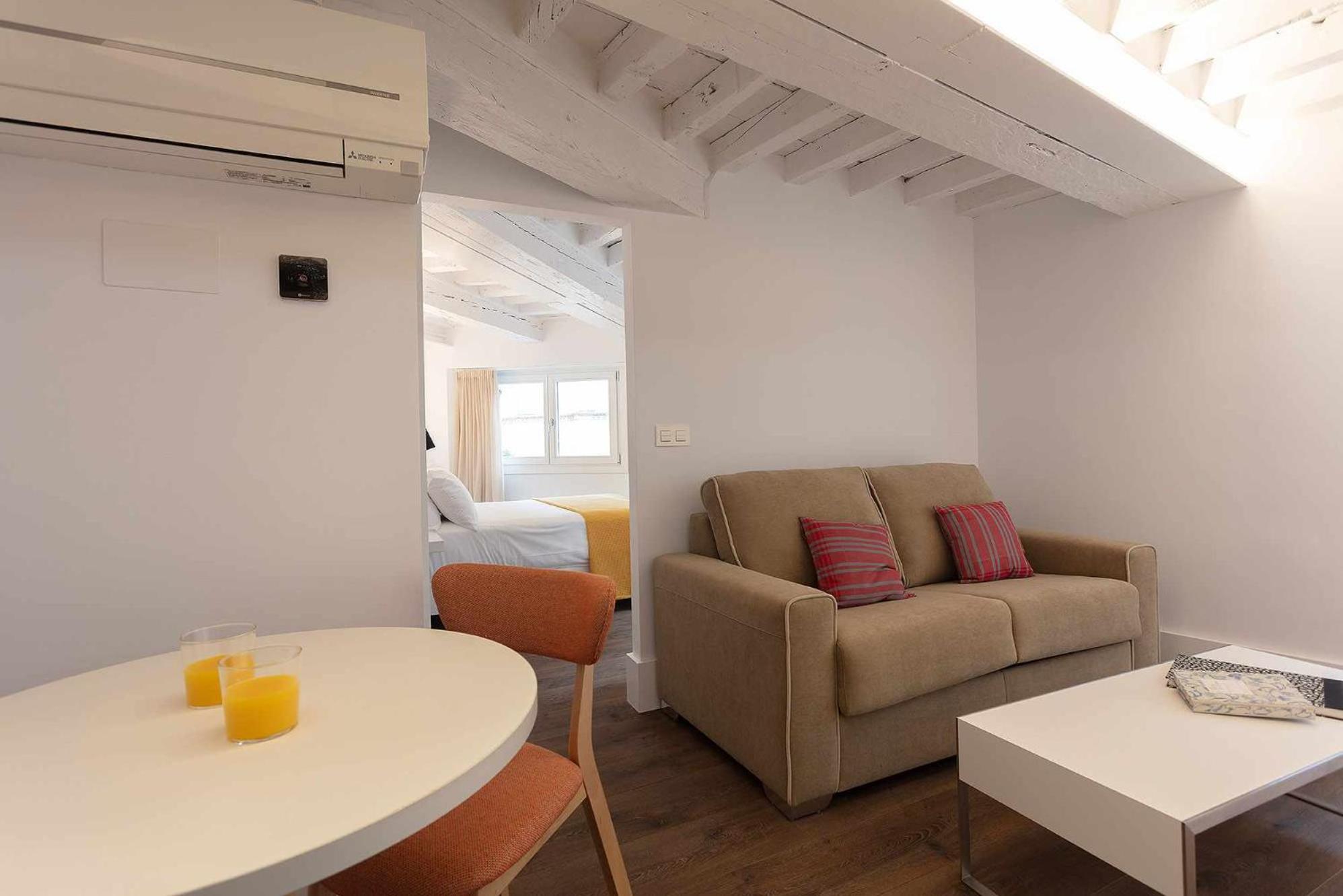 Apartahotel Casa Miravalle Catedral Granada