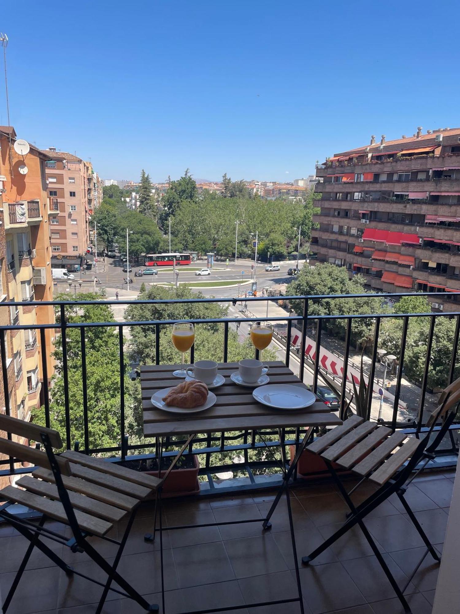 Luxury Close To Everything Apartment