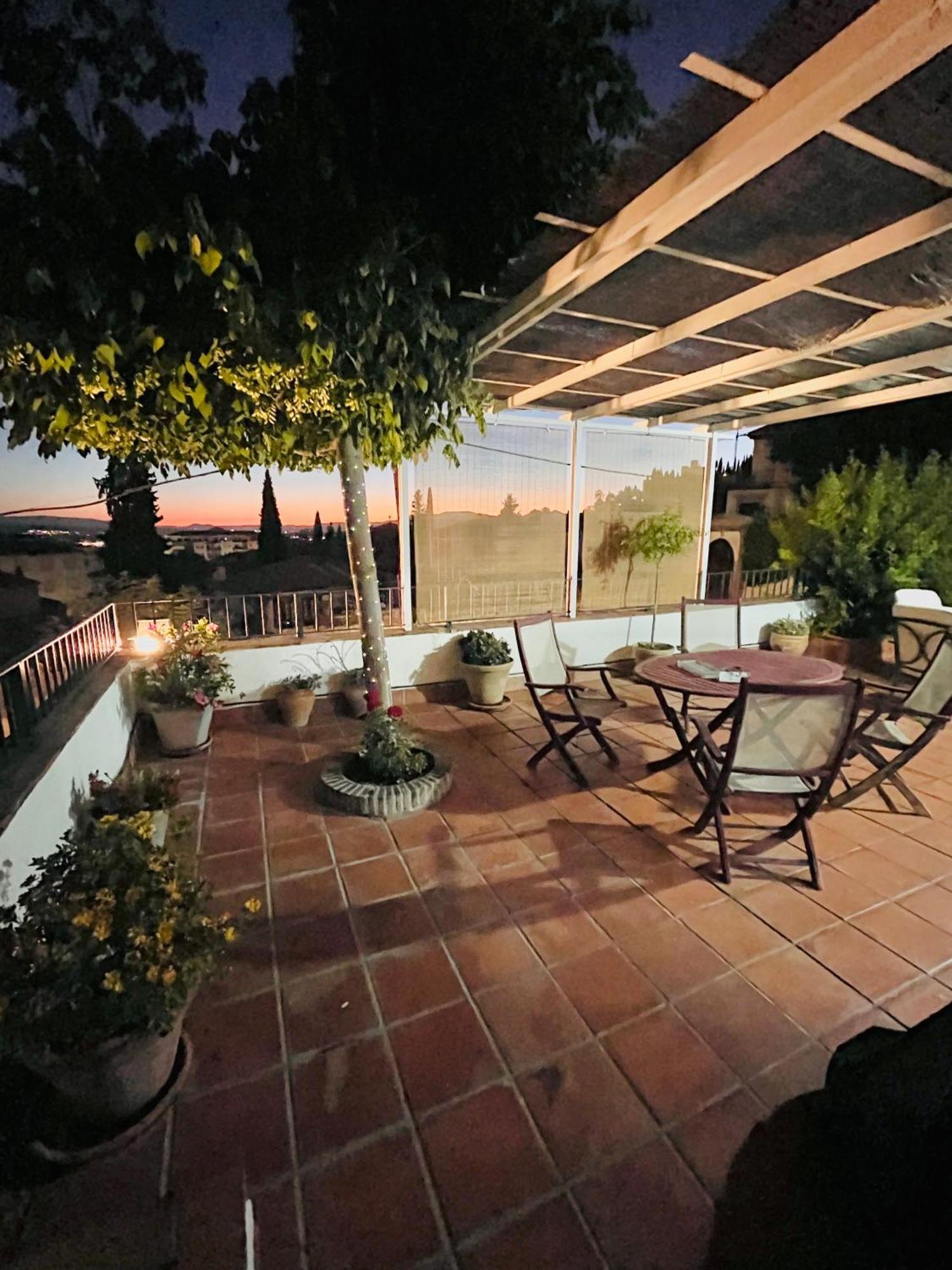 Mercedes Villa Granada
