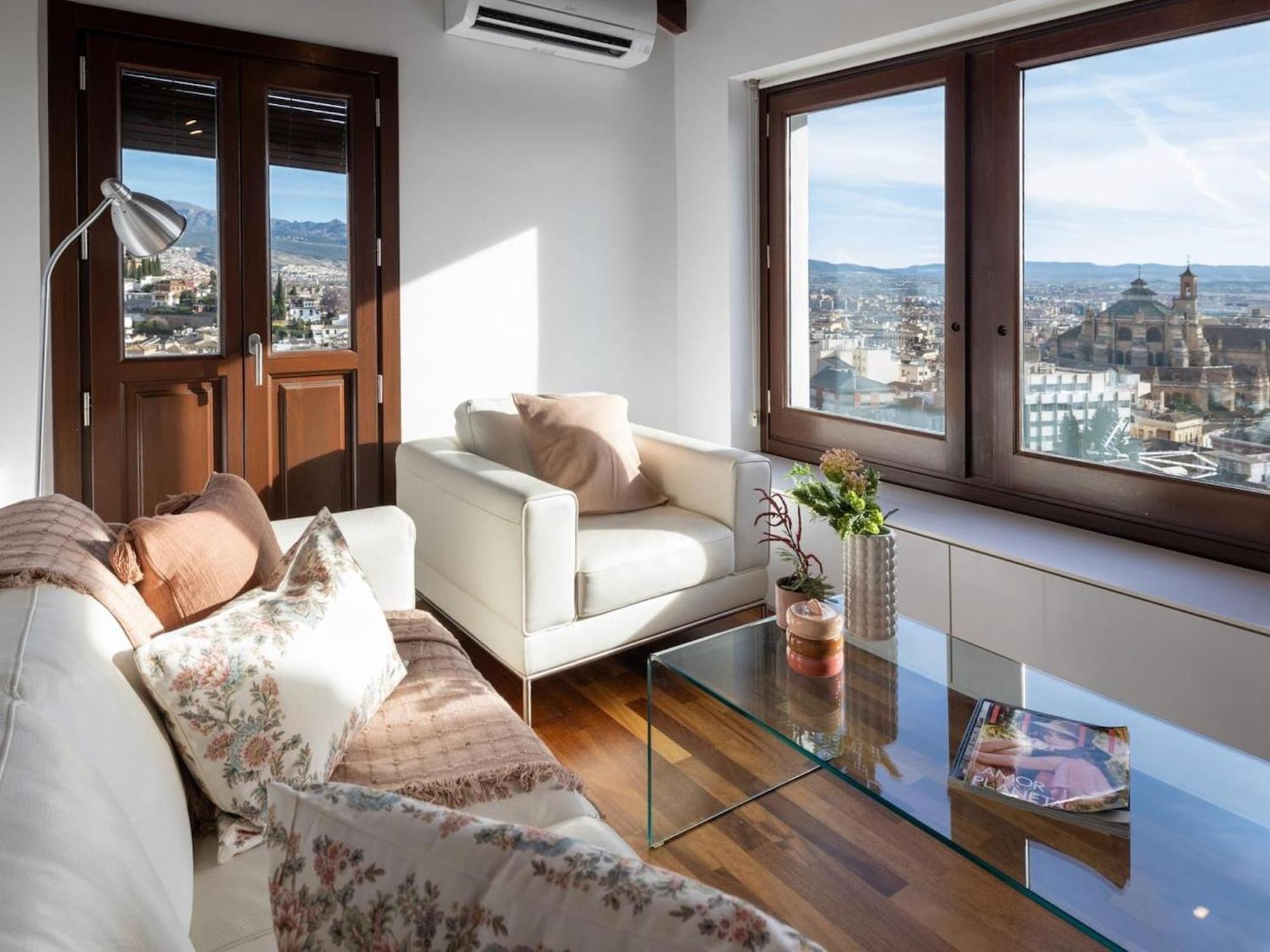 Lovely House In Granada's Eye *