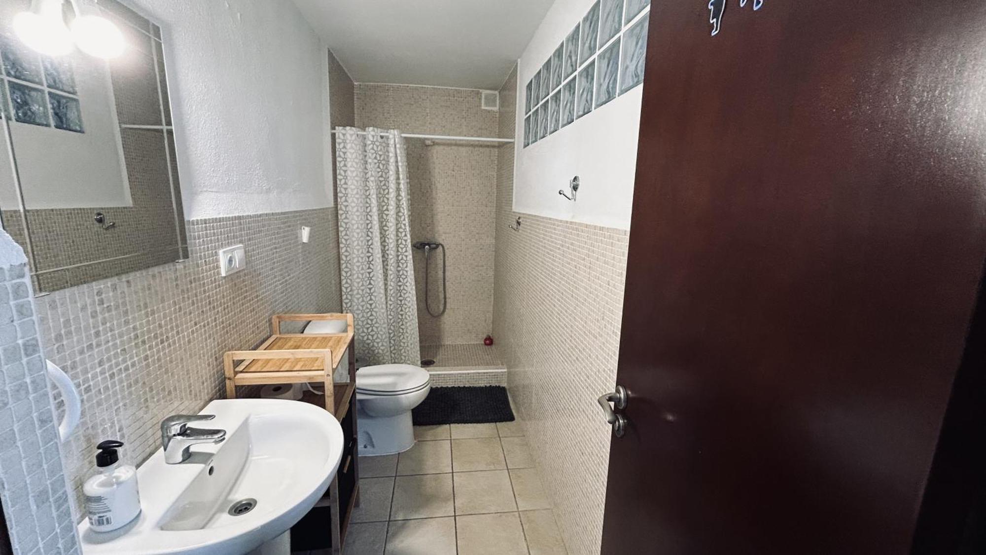 Extraordinaria Con Piscina Y Chimenea Сasa de vacaciones *