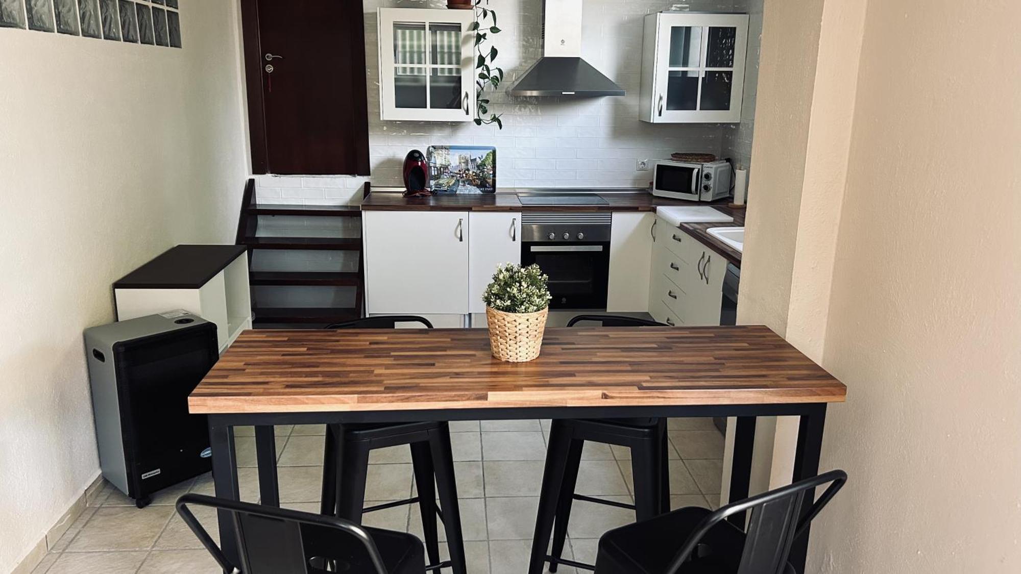 Extraordinaria Con Piscina Y Chimenea Сasa de vacaciones *