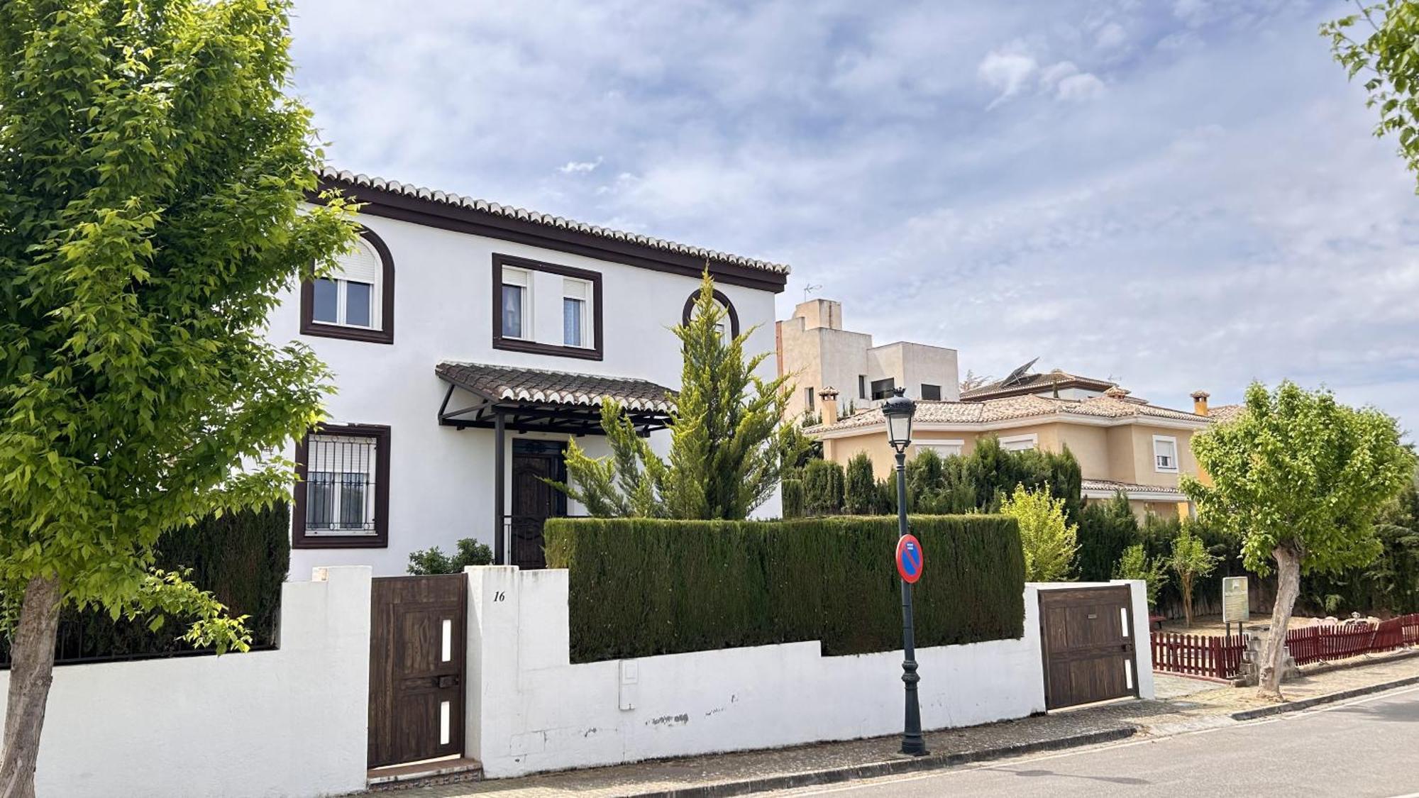 Extraordinaria Con Piscina Y Chimenea * Granada
