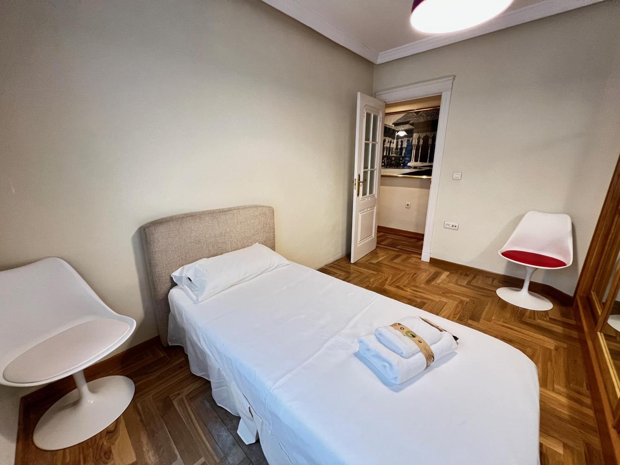 Apartamento Pushe Plaza Menorca Art & Tradition Granada