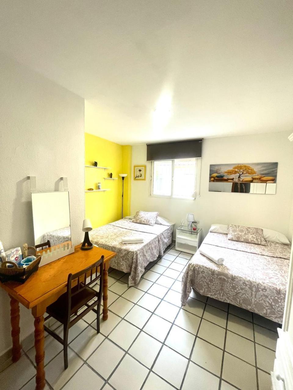 Homestay Muy Centrica. *