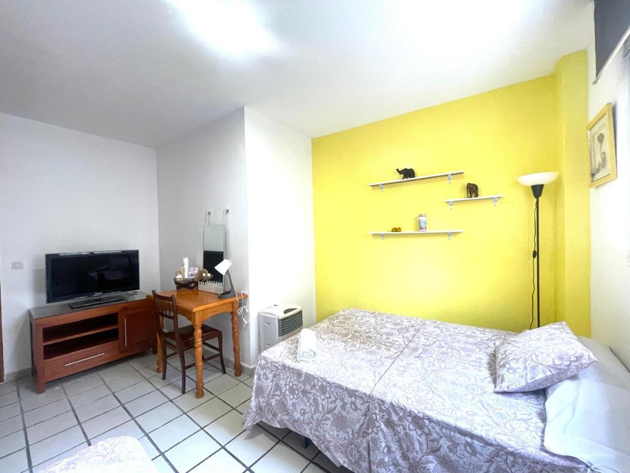Homestay Muy Centrica. Granada