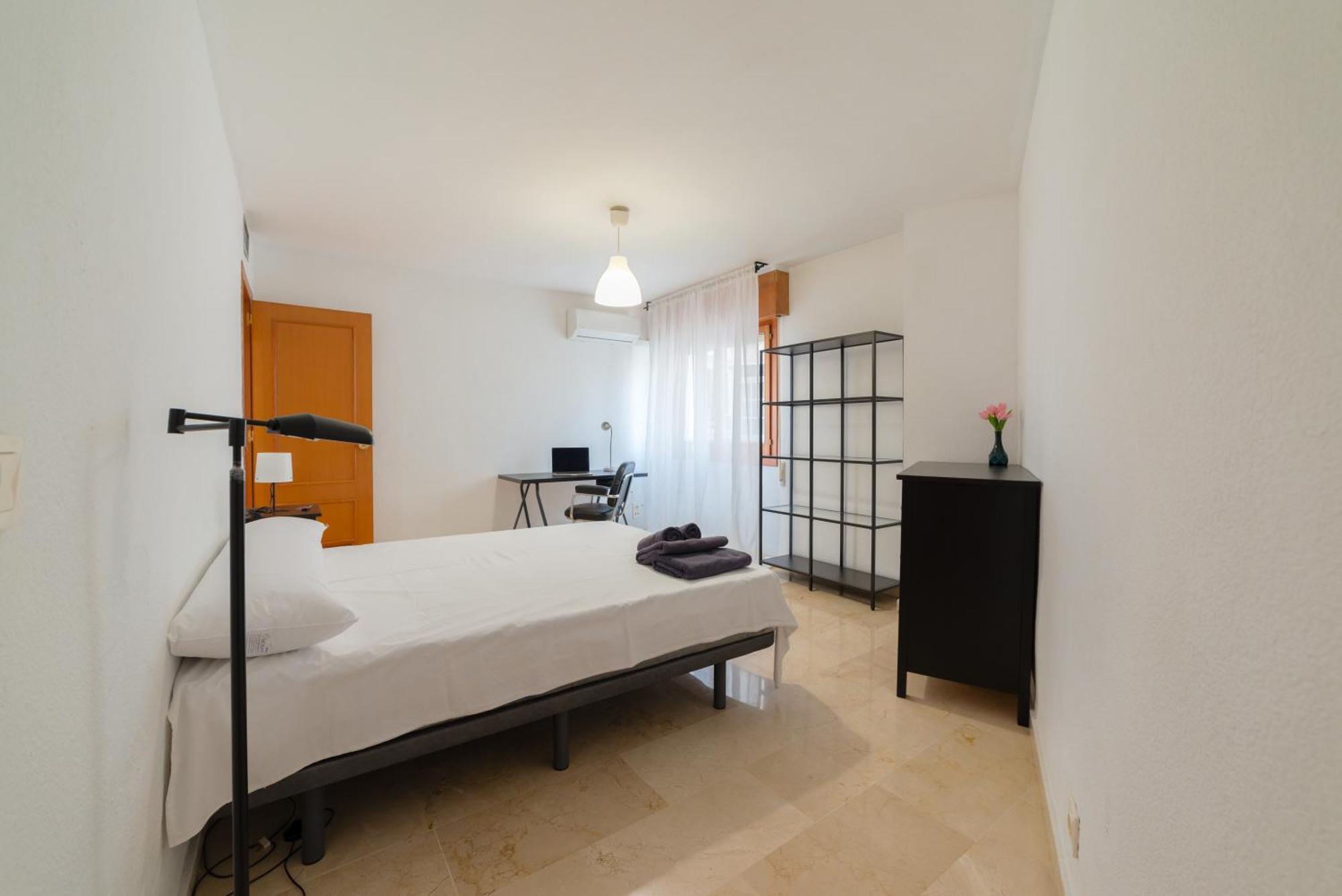 Habitación en casa particular Trendyrooms Granada, Centro A 10 Minutos Andando *