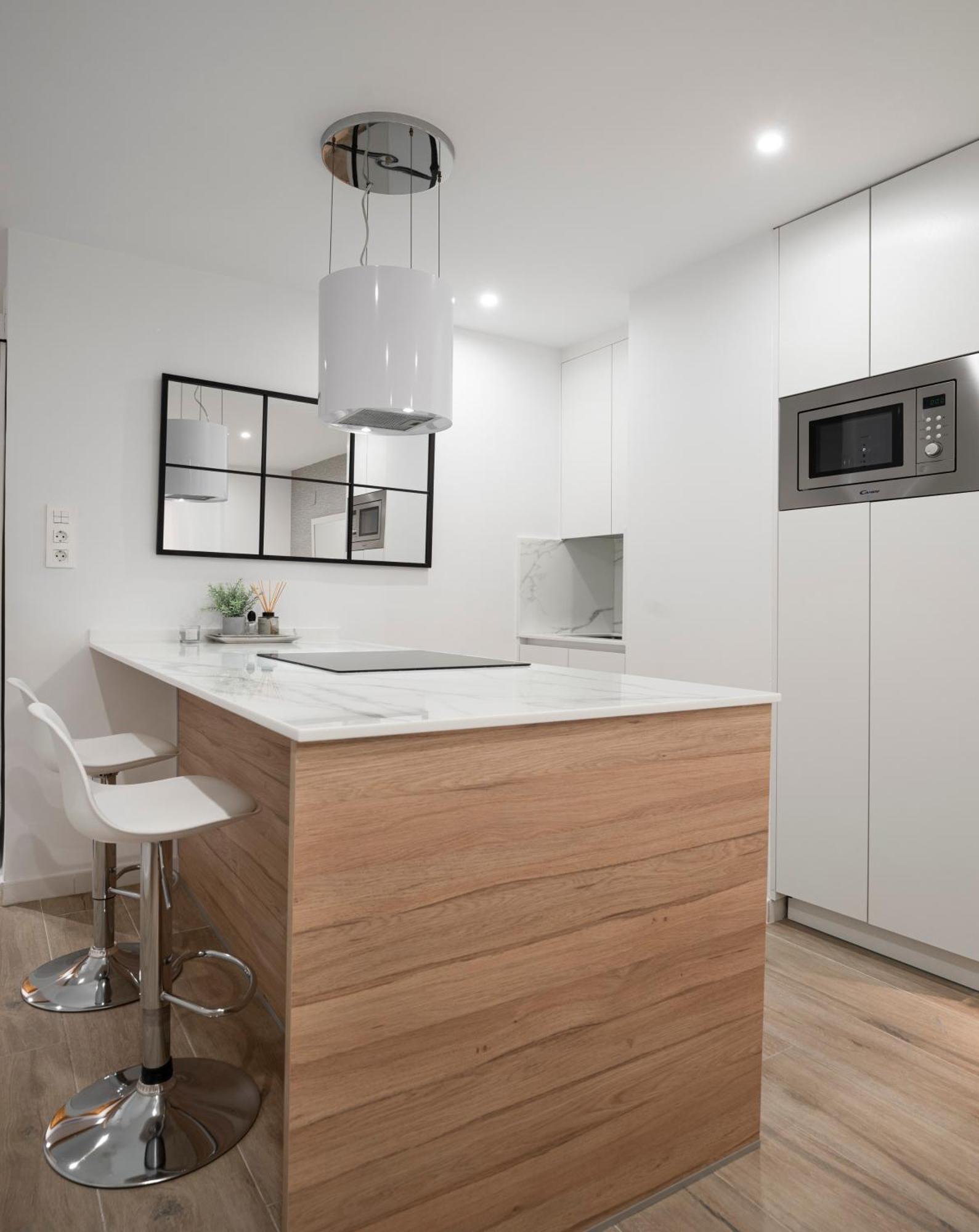 Apartamento Estudio Deluxe En Jardines Del Triunfo - Granada