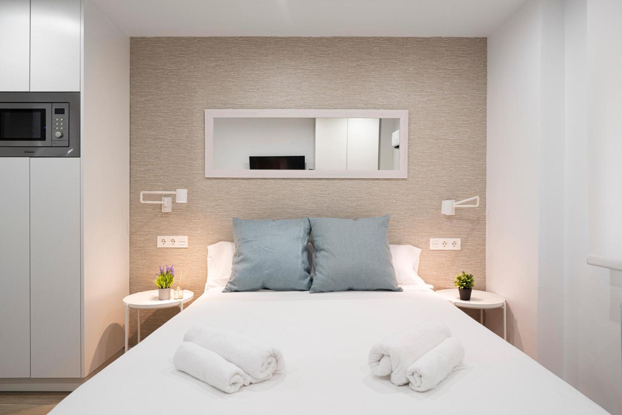 Estudio Deluxe En Jardines Del Triunfo - Apartamento Granada