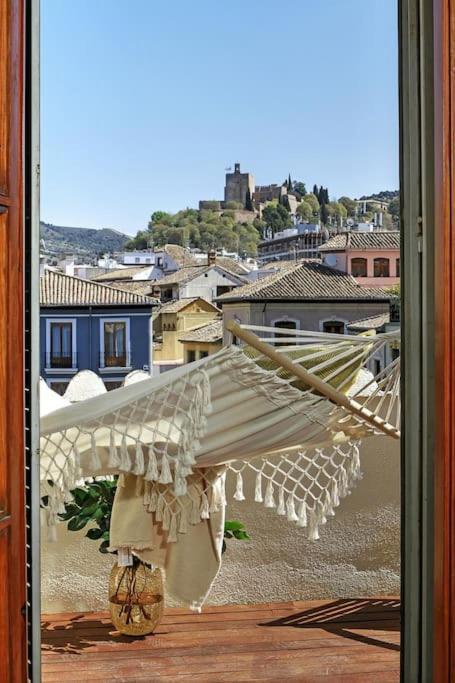 Mywhitewall Bib-rambla Granada