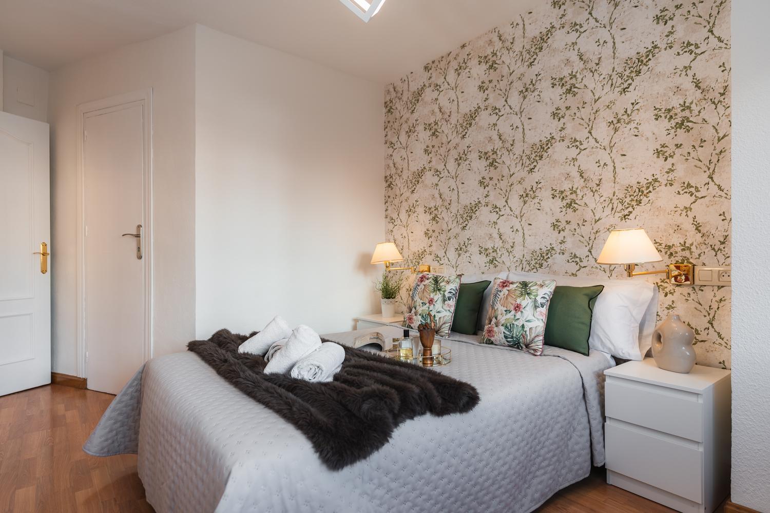 Apartamento Tuguest Maestro Breton Granada