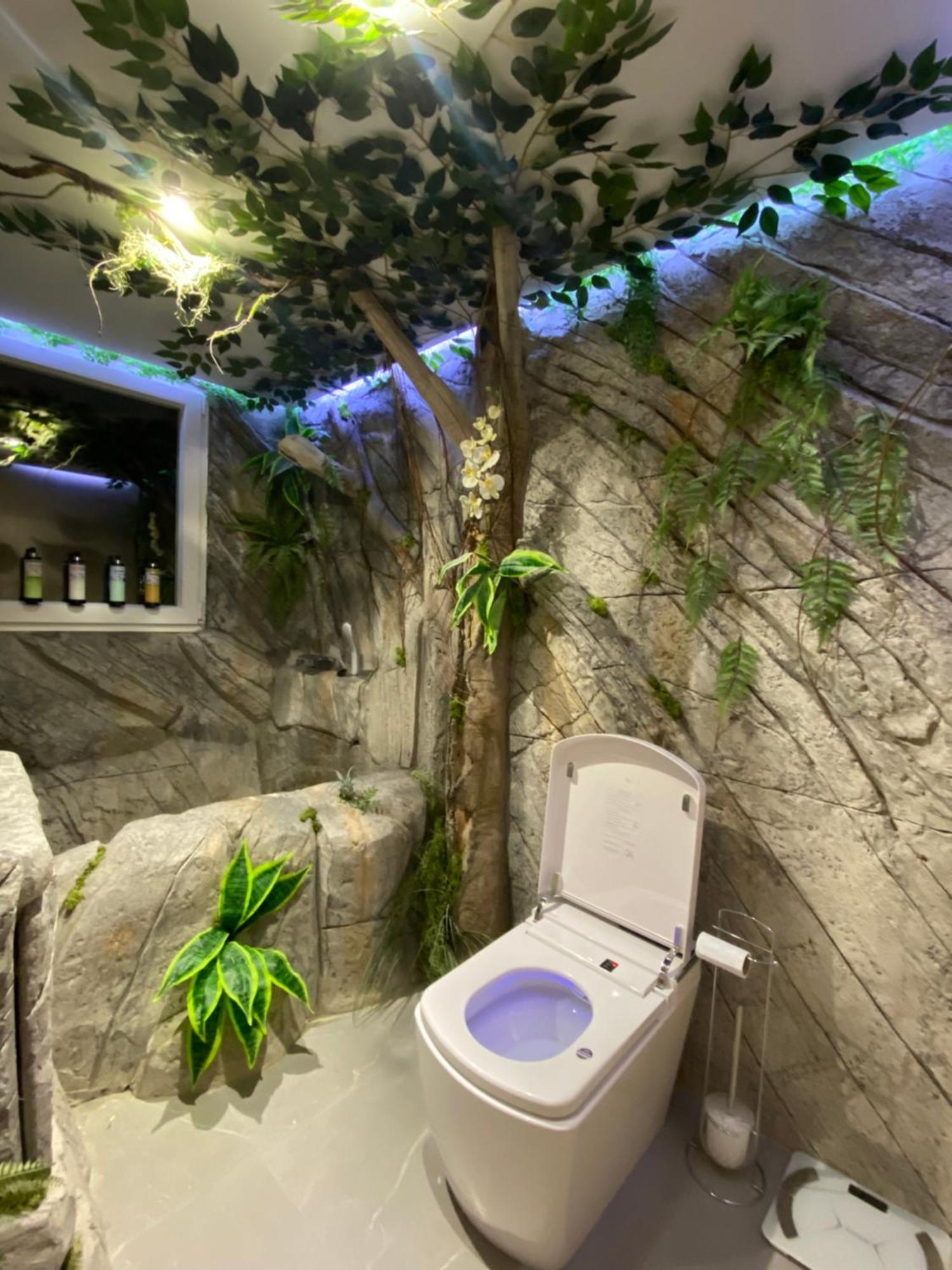 Futurotel Space Garden Hostal Granada