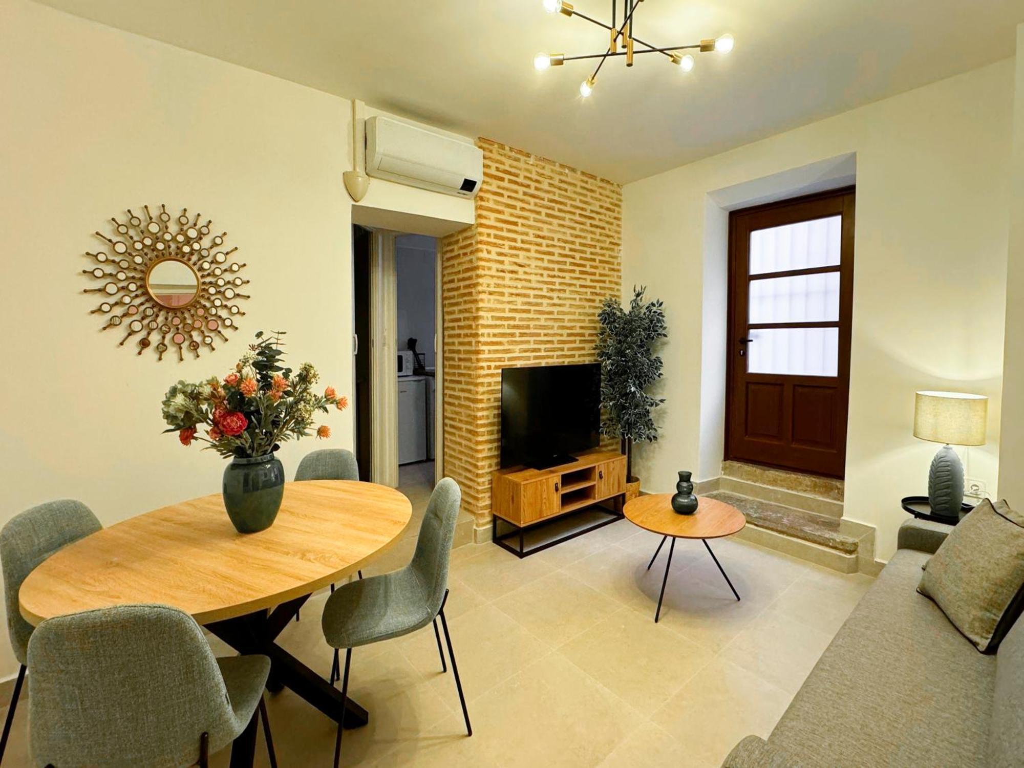 Apartment Plaza San Agustin 3000 *