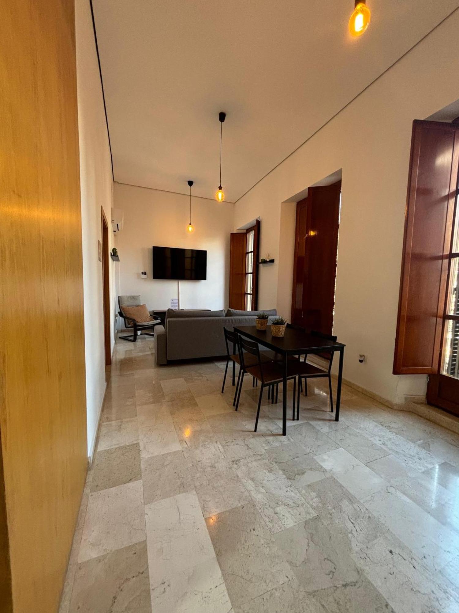 Insonorizado Con Vistas A Plaza Bib Rambla Apartamento Granada