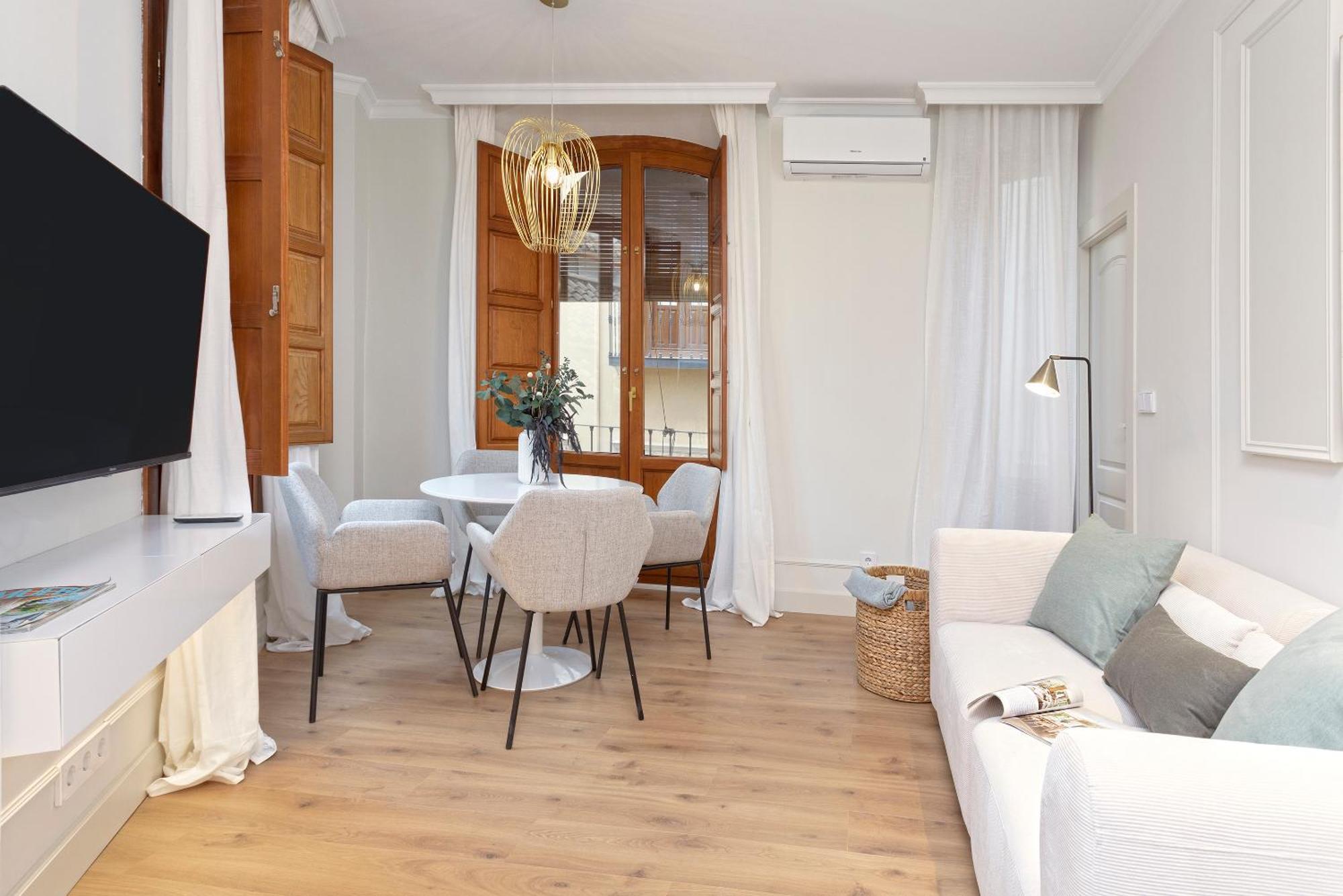 Genteel Bib Rambla Iv *