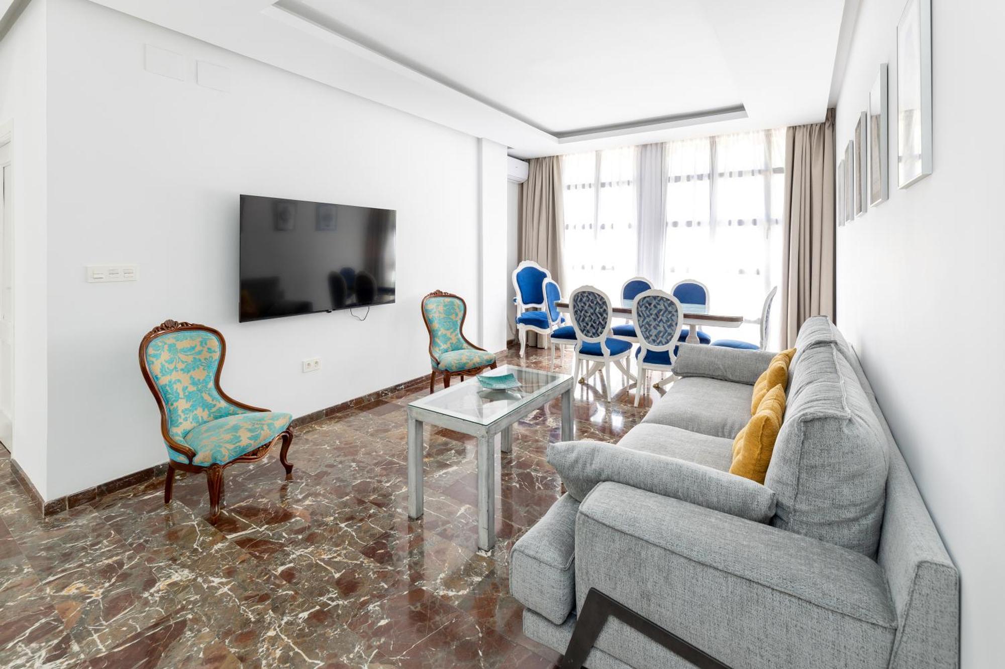 Apartment Center