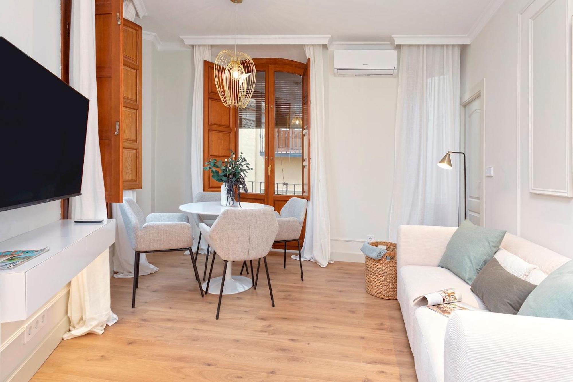 Genteel Bib Rambla Iv *