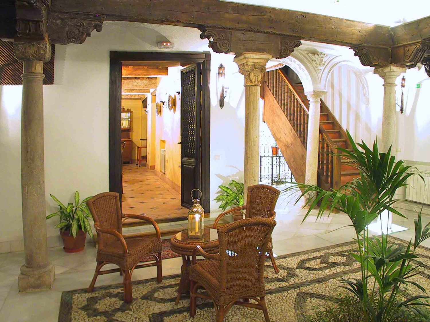 Casa Del Capitel Nazarí Granada