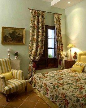 Palacio Del Cobertizo De Santa Ines Bed and breakfast Granada