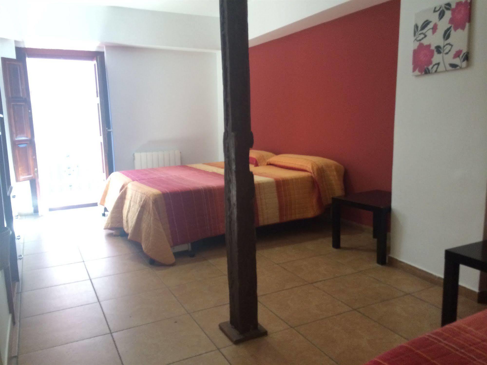 Viviendas Turisticas Vacacionales Puerta Real Hotel