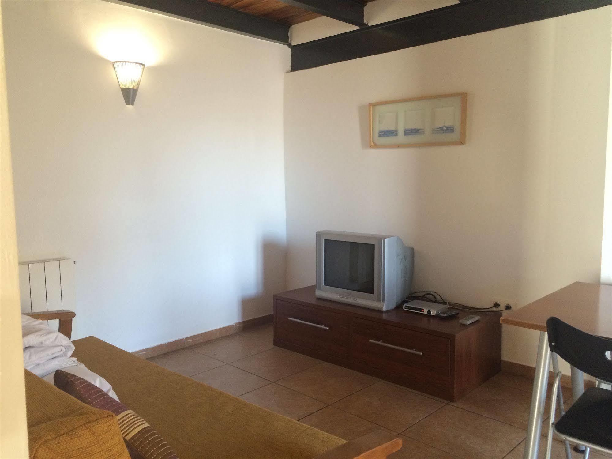 Viviendas Turisticas Vacacionales Puerta Real Hotel *