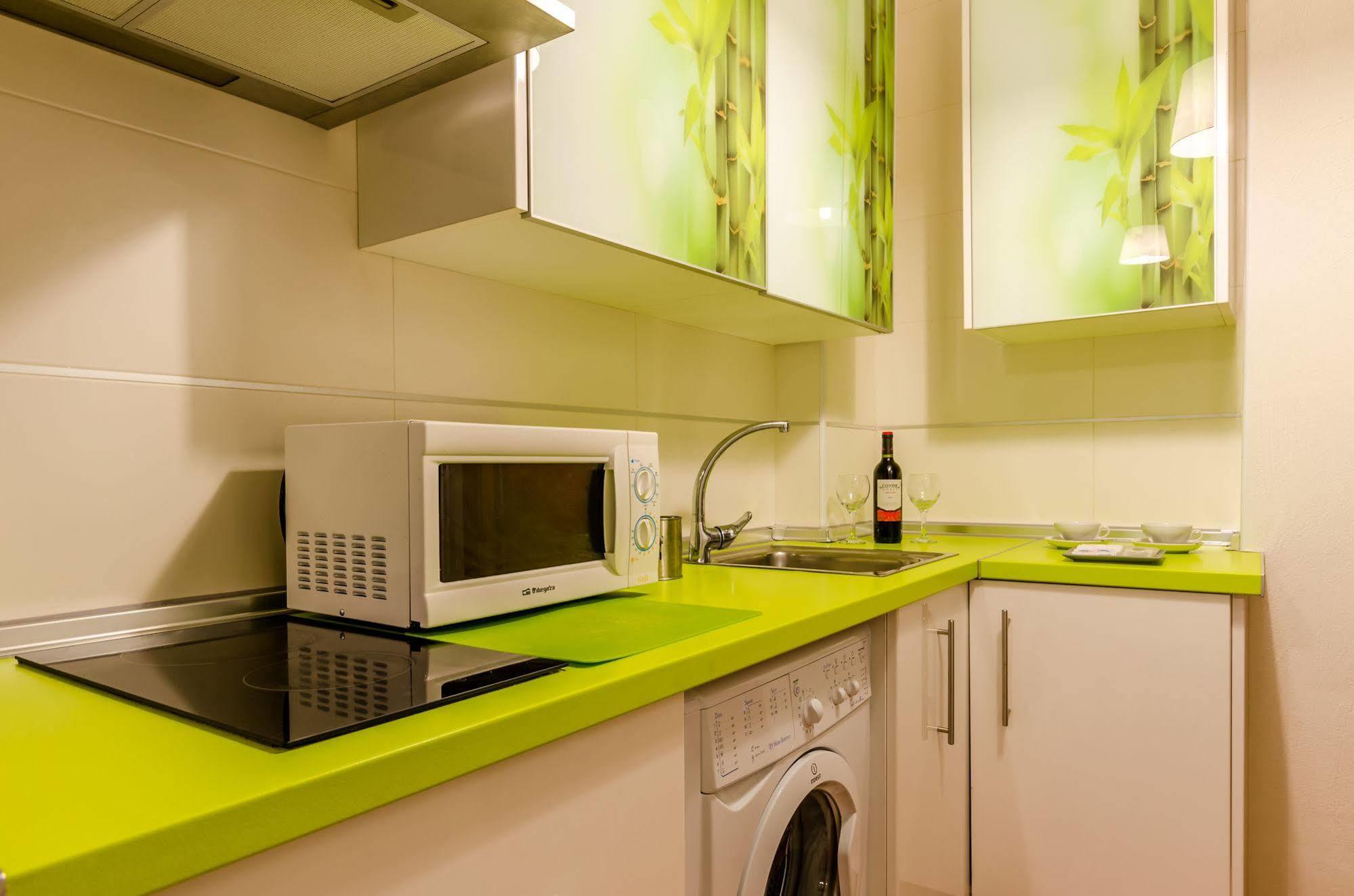 Urban Apartamento *