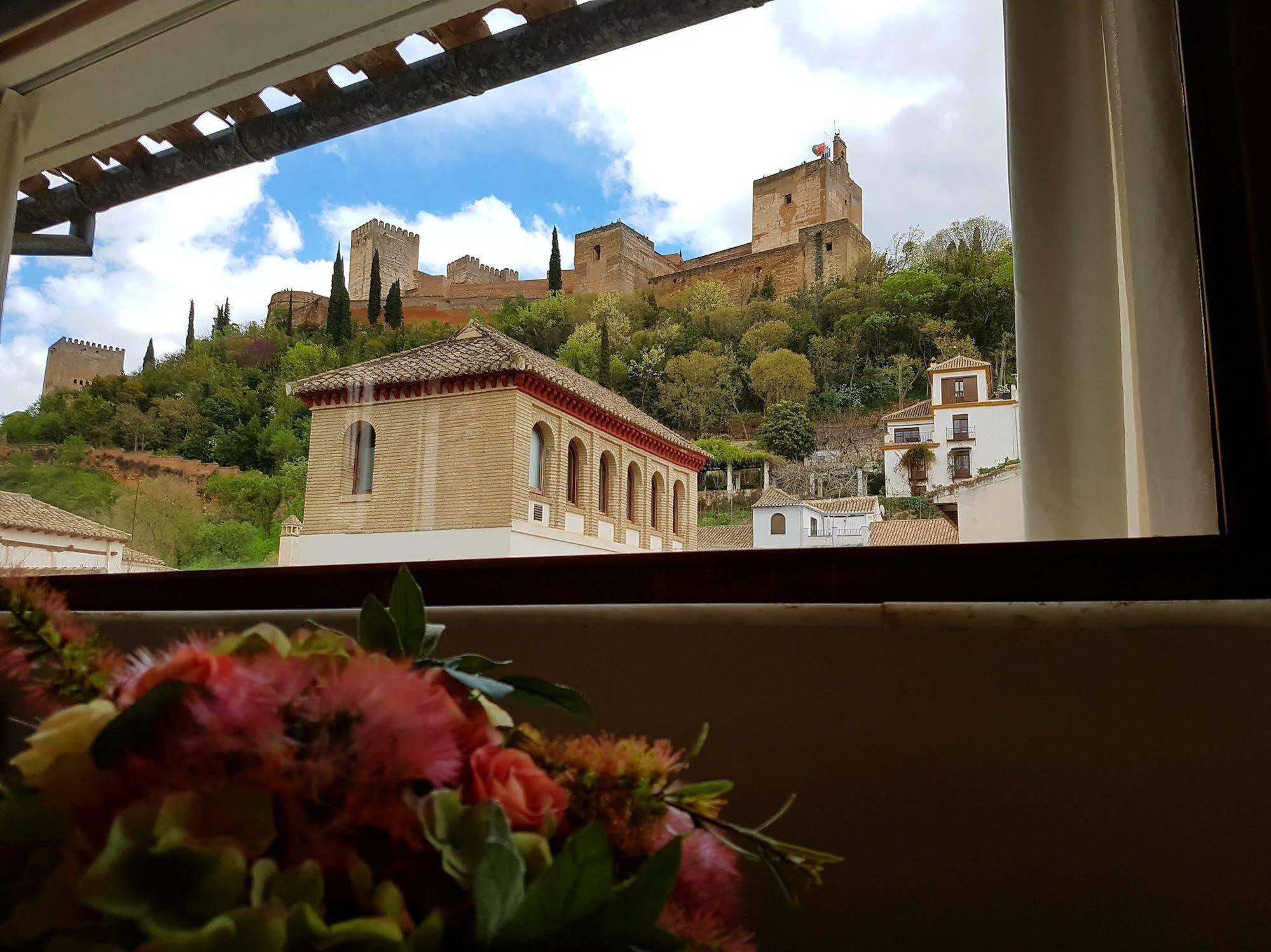 Bed and breakfast Palacio Del Cobertizo De Santa Ines 4*