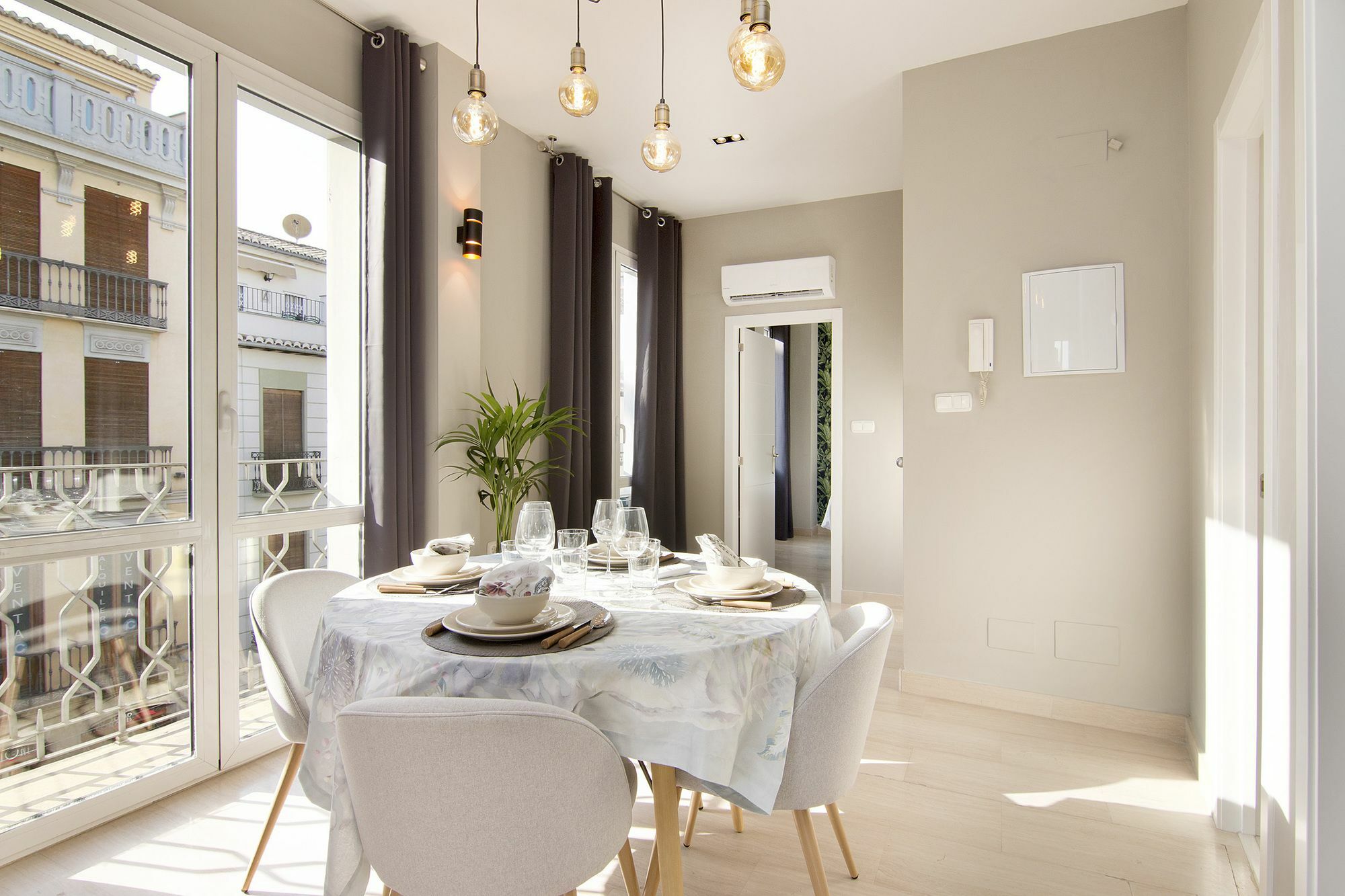 Apartment Chezmoihomes Luxury Carmen