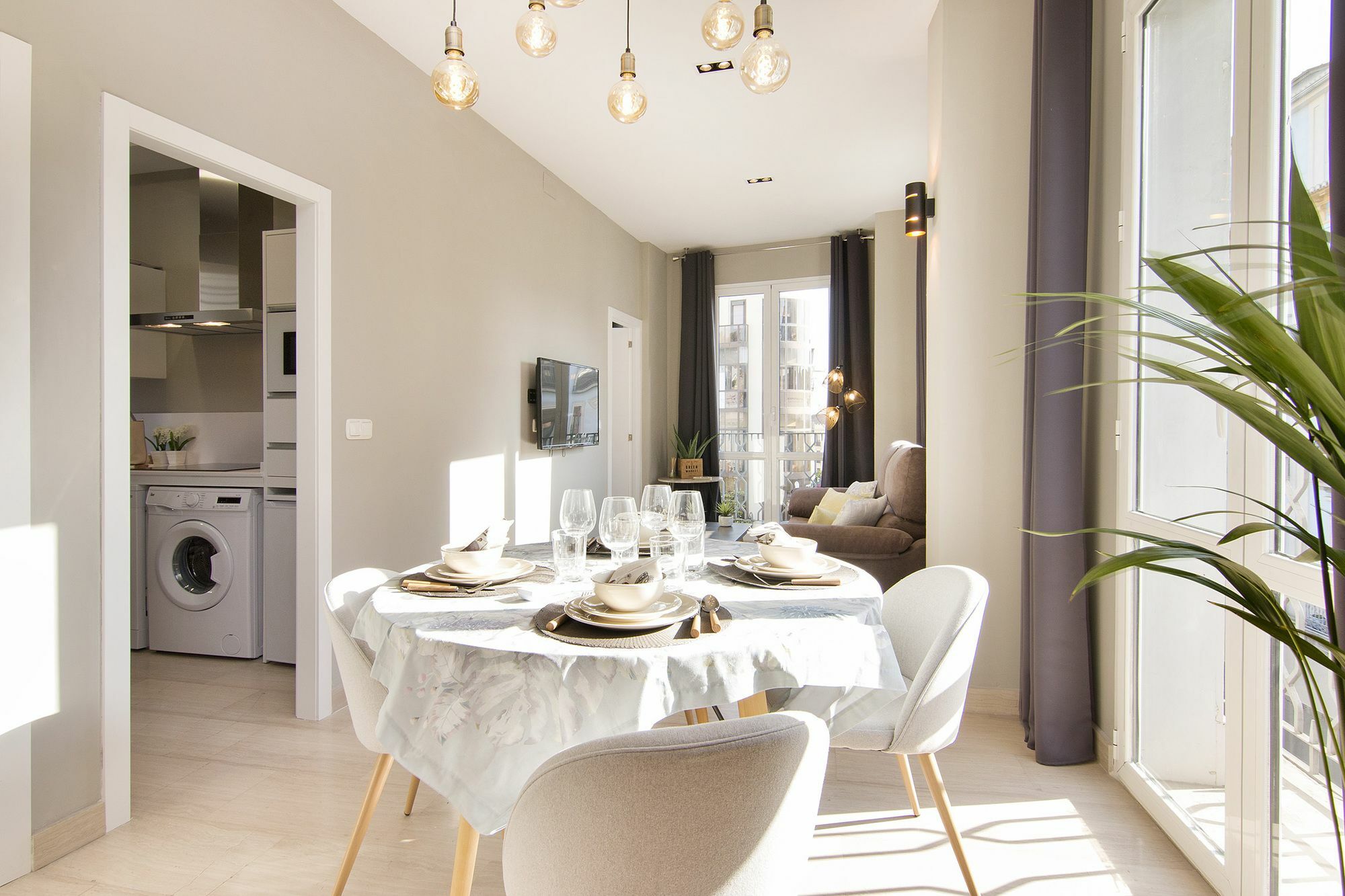 Apartment Chezmoihomes Luxury Carmen *