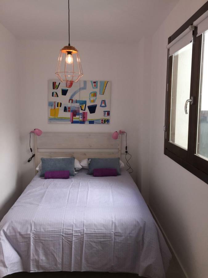 Center 2 Bedrooms *
