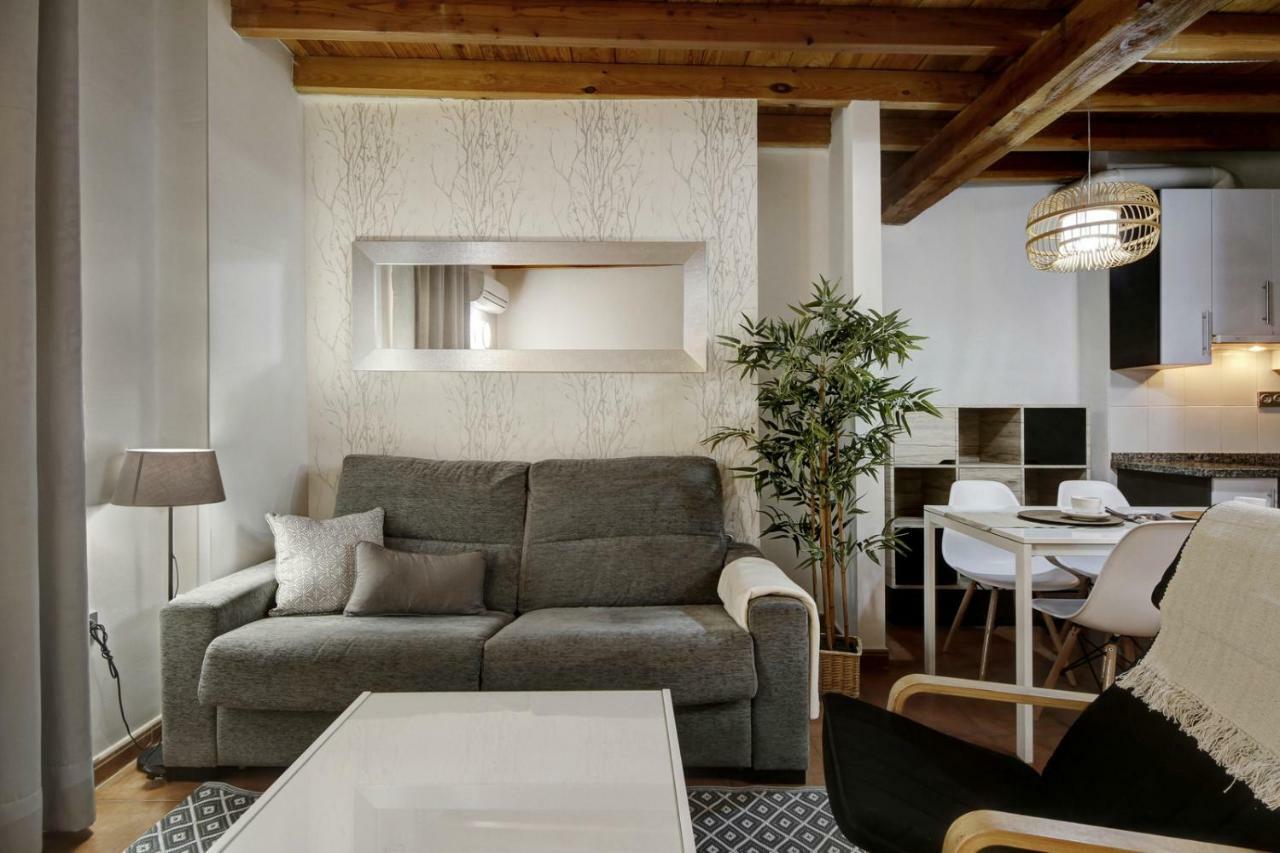 Home4u, Elvira 16, 2a *